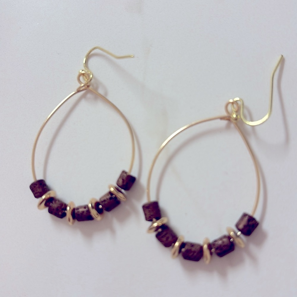 Gold filled with gold and bronze beads